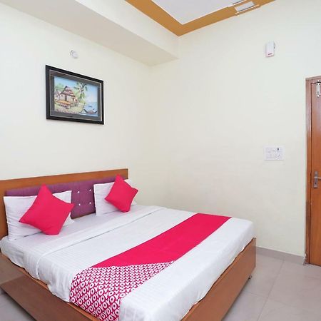 Oyo 38520 Hotel Silverspoon Roorkee Exterior foto