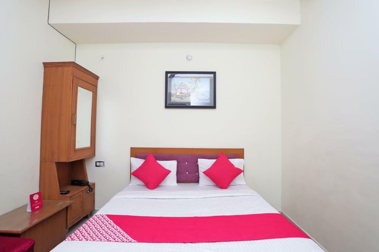 Oyo 38520 Hotel Silverspoon Roorkee Exterior foto