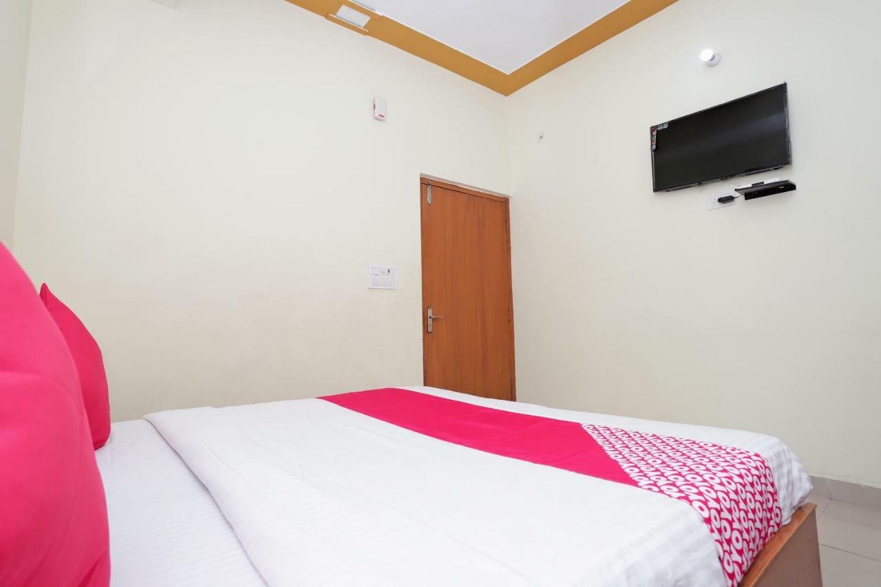 Oyo 38520 Hotel Silverspoon Roorkee Exterior foto