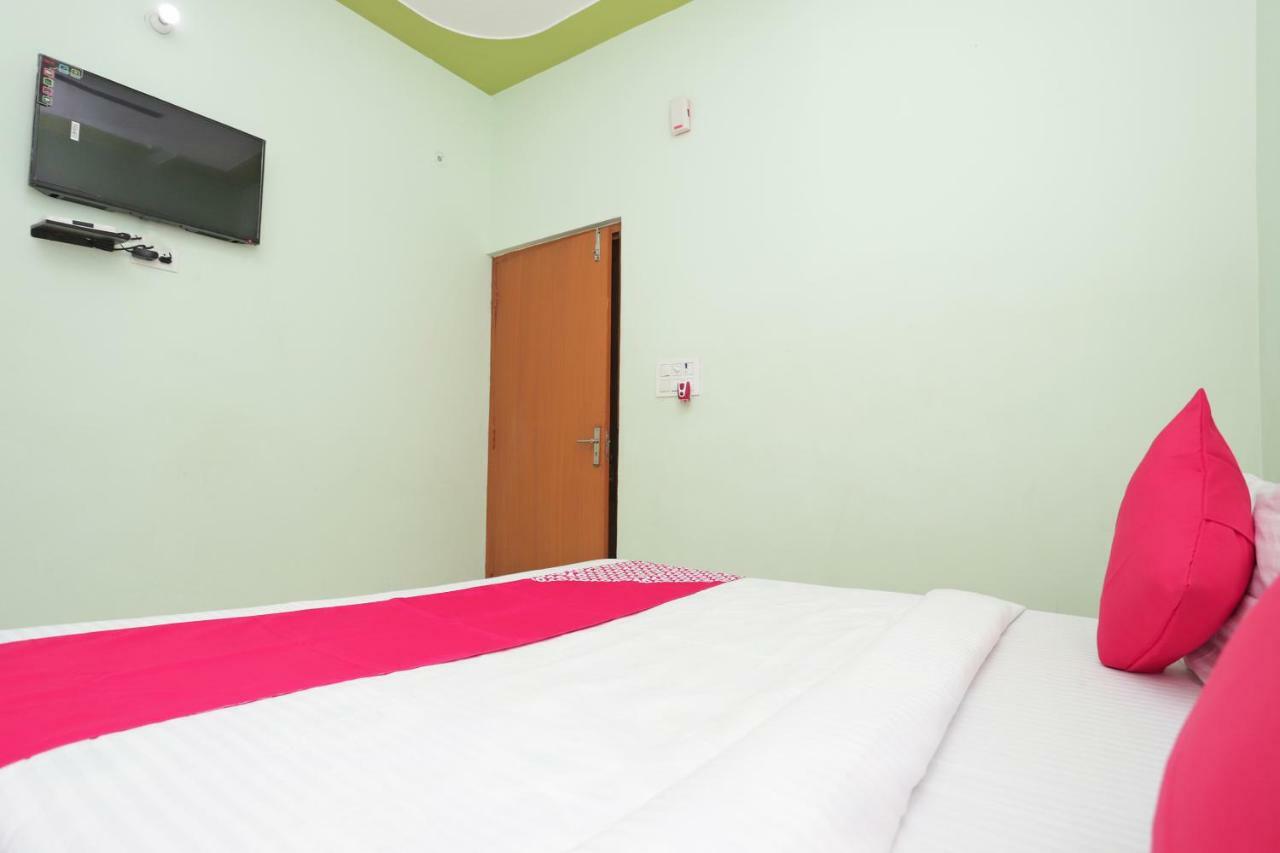 Oyo 38520 Hotel Silverspoon Roorkee Exterior foto